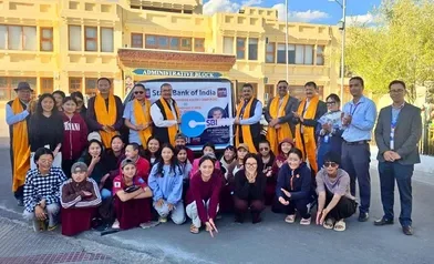 SBI supports Duzin Photang school with vehicle donation