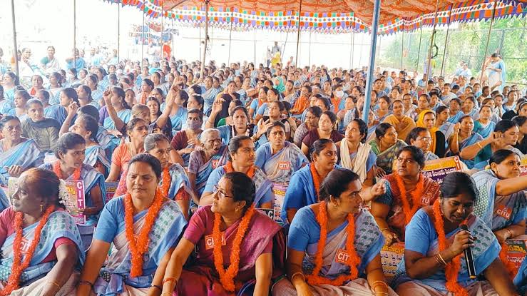 Delhi government plans stipend hike for anganwadi workers announces kits worth ₹2,500